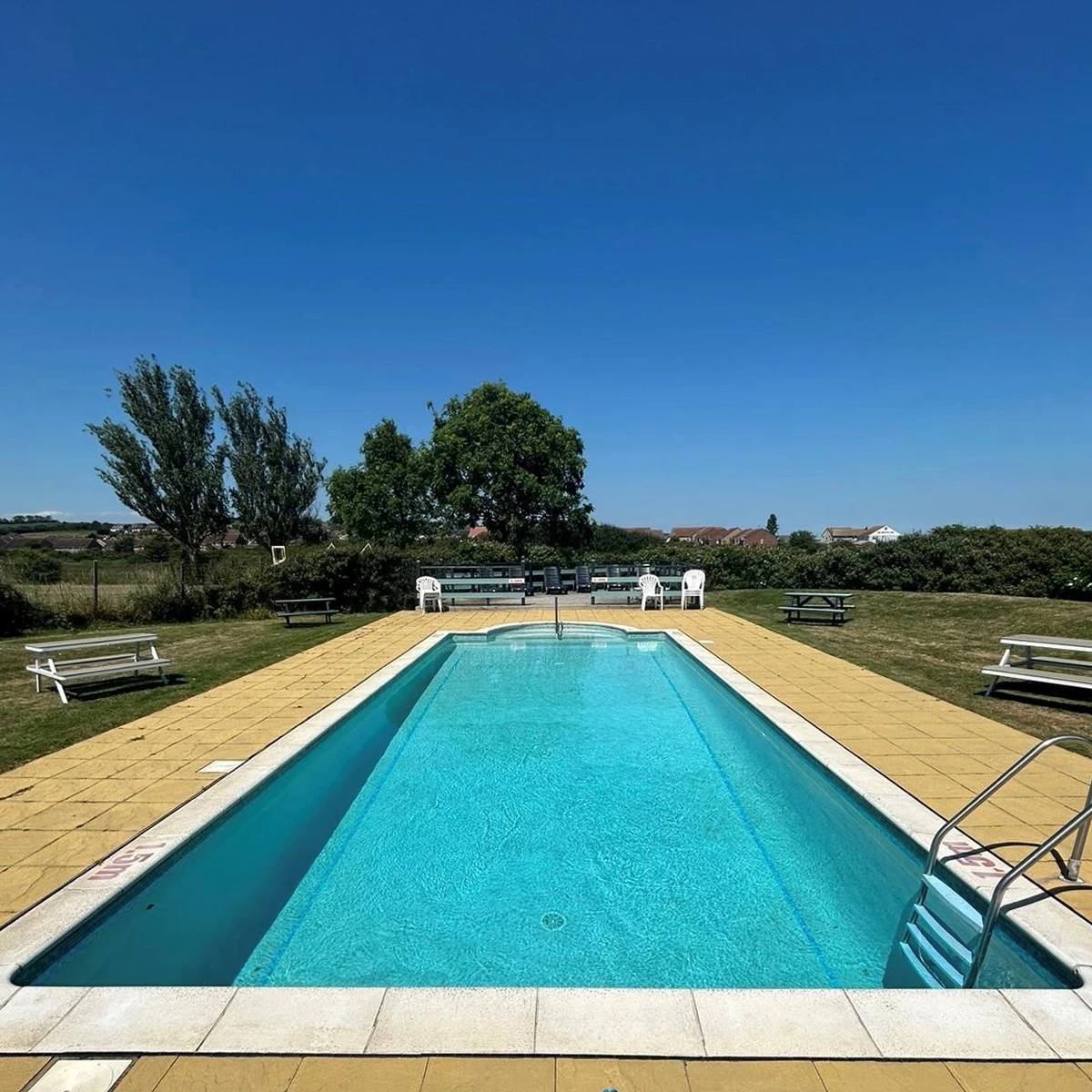 seaview-pool